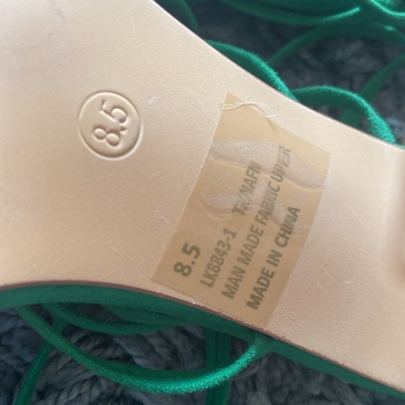 NWOT Fashion Nova Green Faux Suede Pay No Mind Heels Ankle Tie Heels Size 8.5 - Picture 10 of 13